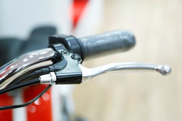 Chia sẻ kinh nghiệm xử lý khi phanh xe đạp có vấn đề
